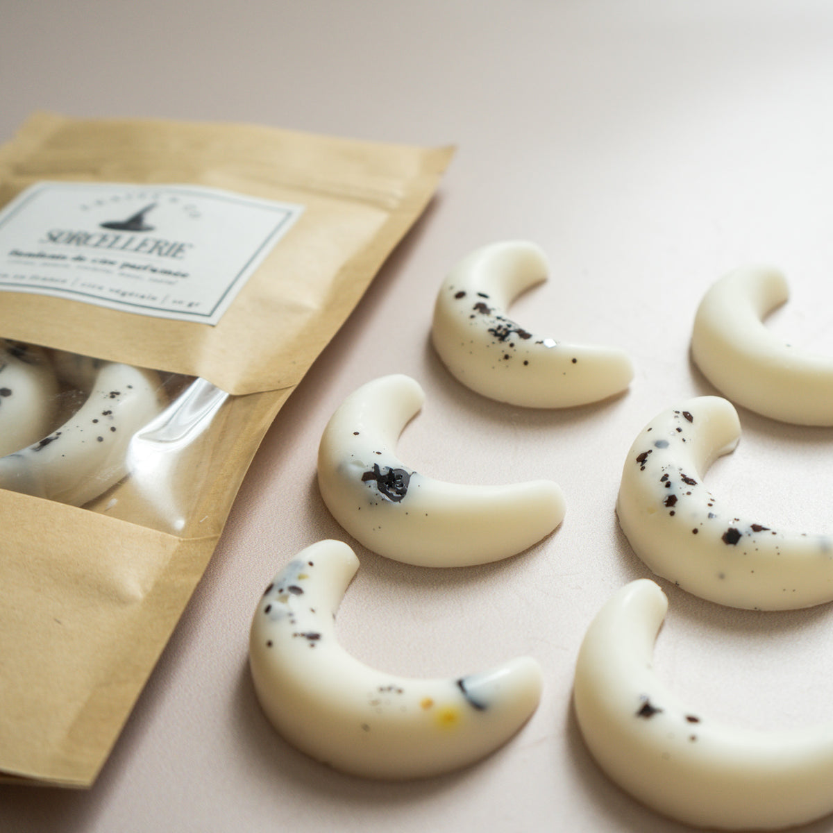 Fondant en forme de lune edition halloween